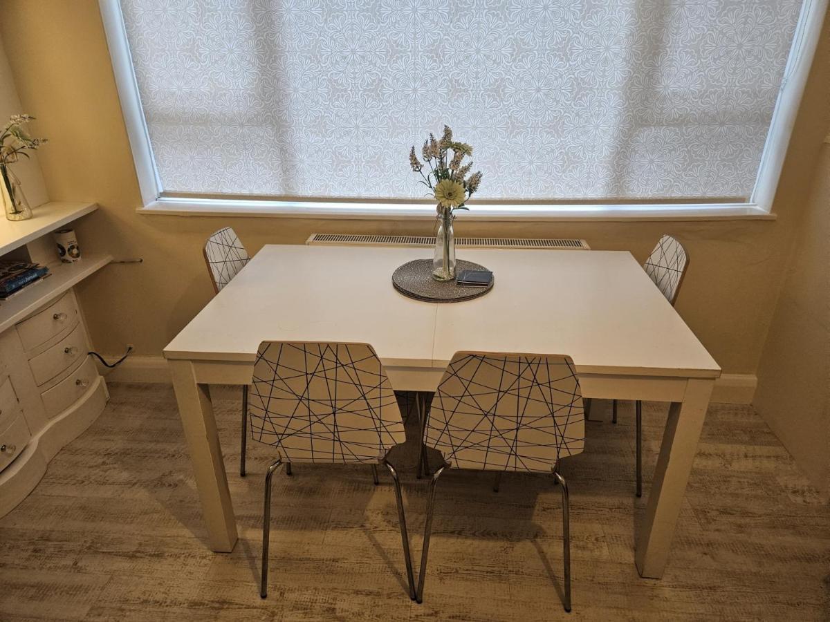 Leigh-On-Sea Retreat - 2 Bedroom Apartment Екстер'єр фото
